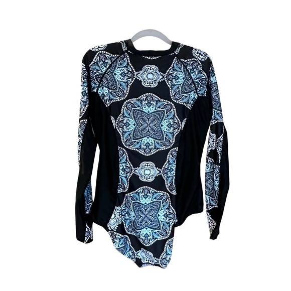 Elegant Black and Blue Geometric Long Sleeve Swimsuit - Picture 2 of 12